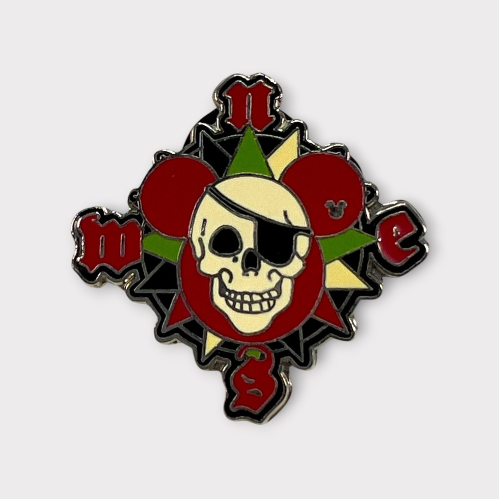 5 Disney Pin Lot Pirates of the Caribbean 2007 Hidden Mickey Pin Trading Skull - Picture 8 of 16